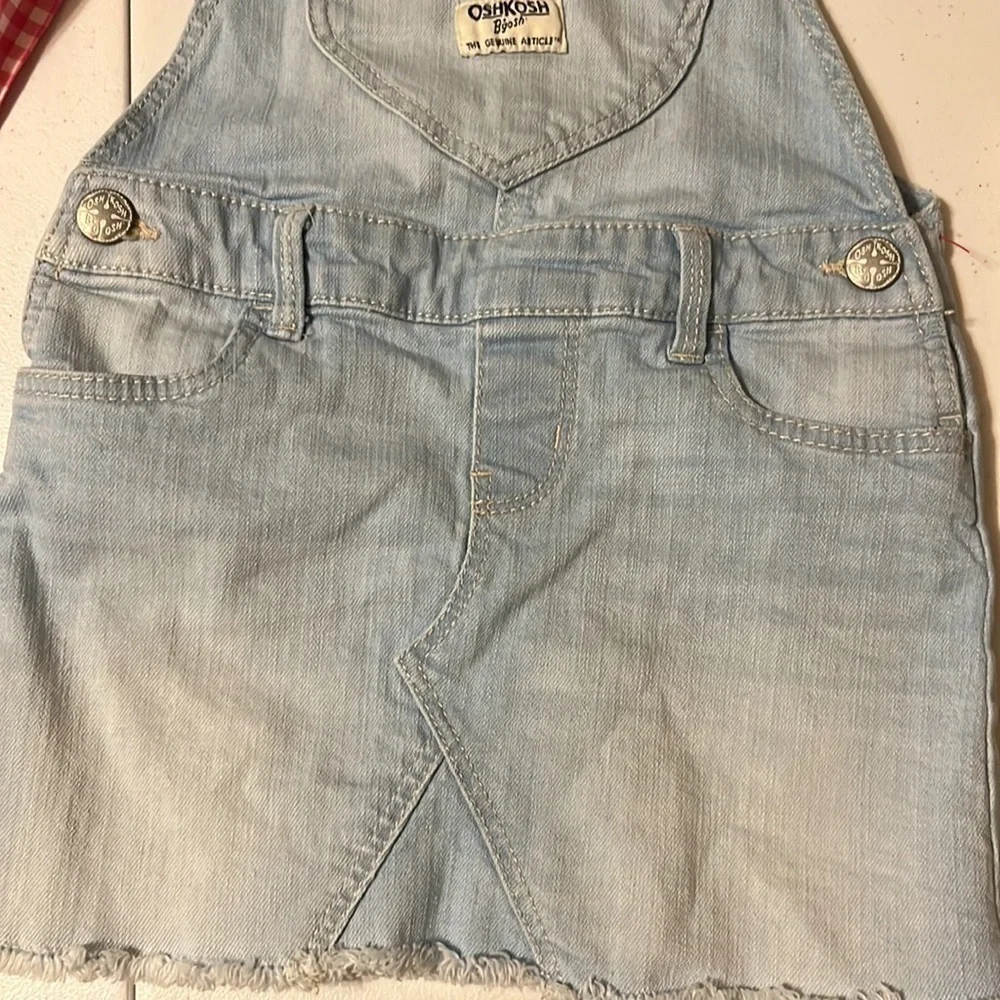 Oshkosh girls bib denim dress, sz 3T